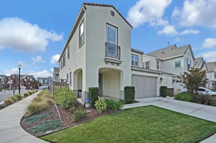 , Gilroy, California 95020