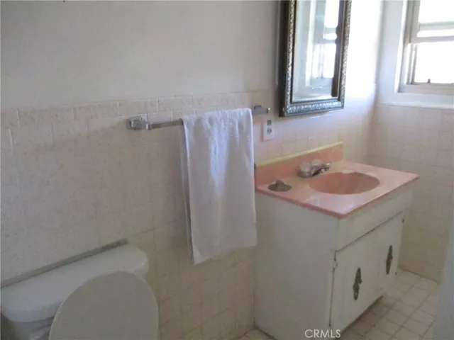 1239 N Wilmington Boulevard, Wilmington, California 90744