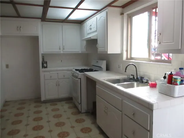1239 N Wilmington Boulevard, Wilmington, California 90744