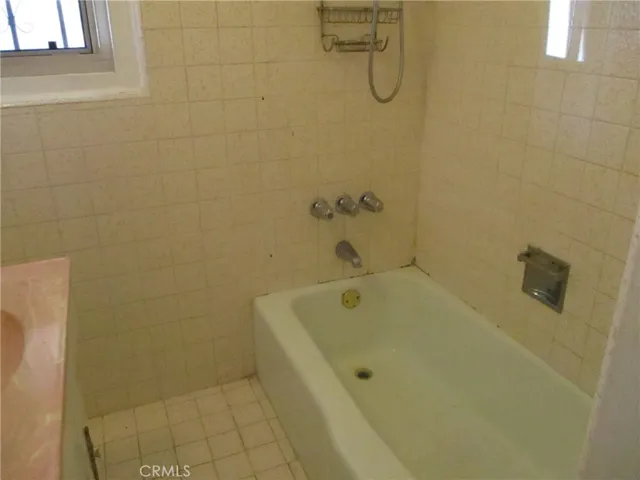 1239 N Wilmington Boulevard, Wilmington, California 90744