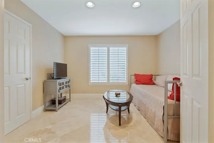 26 Santa Isabel, Rancho Santa Margarita, California 92688