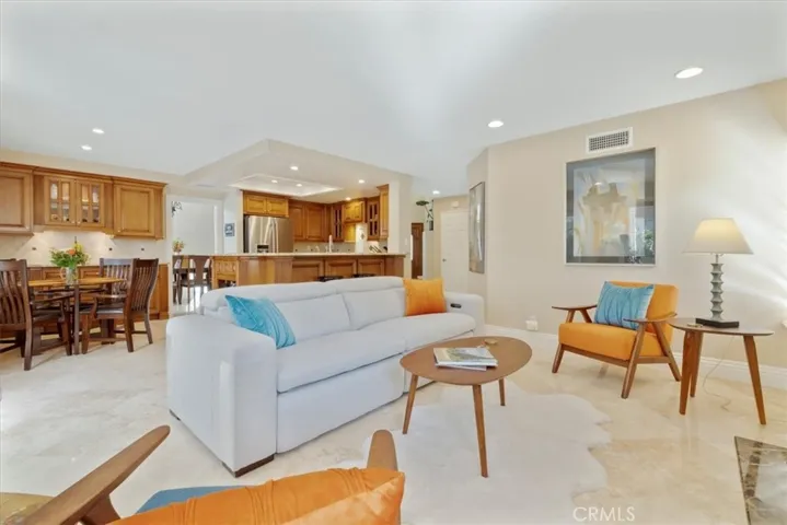 26 Santa Isabel, Rancho Santa Margarita, California 92688
