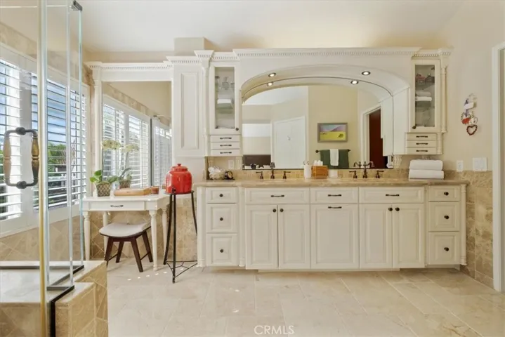 26 Santa Isabel, Rancho Santa Margarita, California 92688