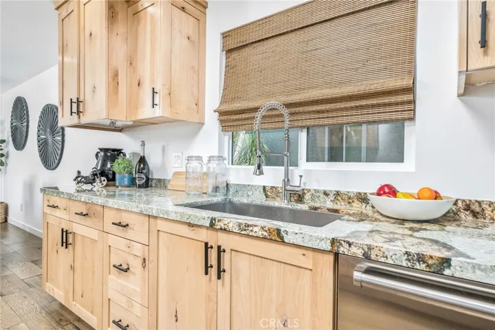 804 W Highpoint Drive, Claremont, California 91711