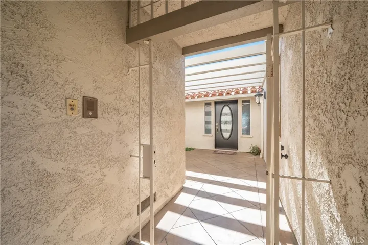 804 W Highpoint Drive, Claremont, California 91711