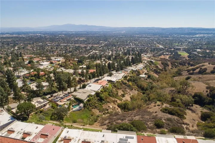 804 W Highpoint Drive, Claremont, California 91711