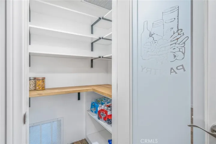 walk-in pantry