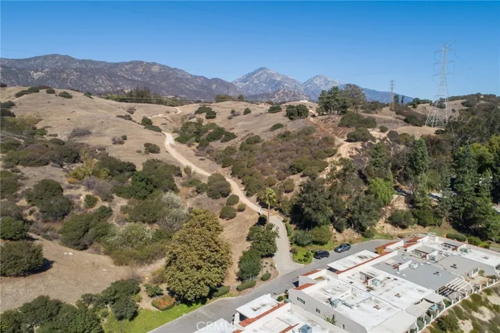 804 W Highpoint Drive, Claremont, California 91711