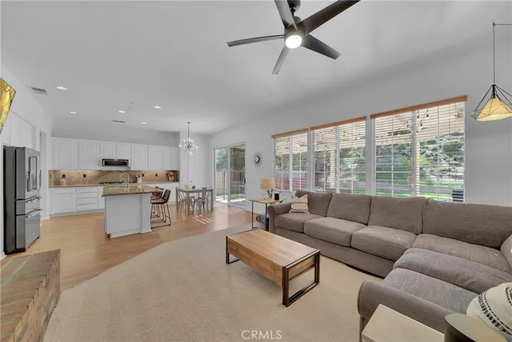 45519 Calle Los Mochis, Temecula, California 92592
