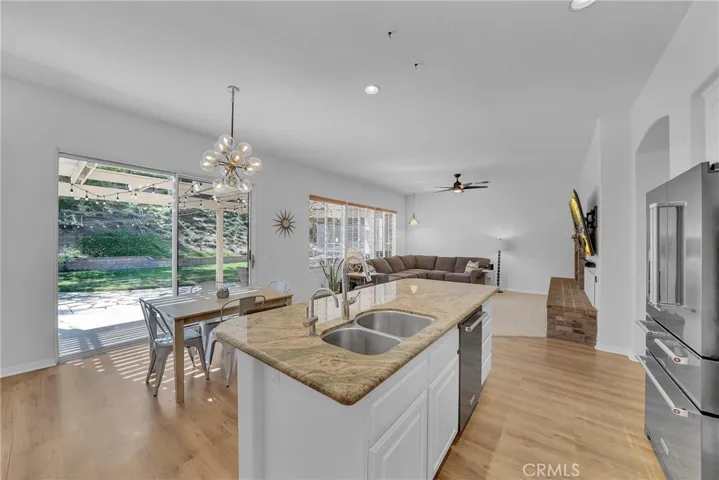 45519 Calle Los Mochis, Temecula, California 92592