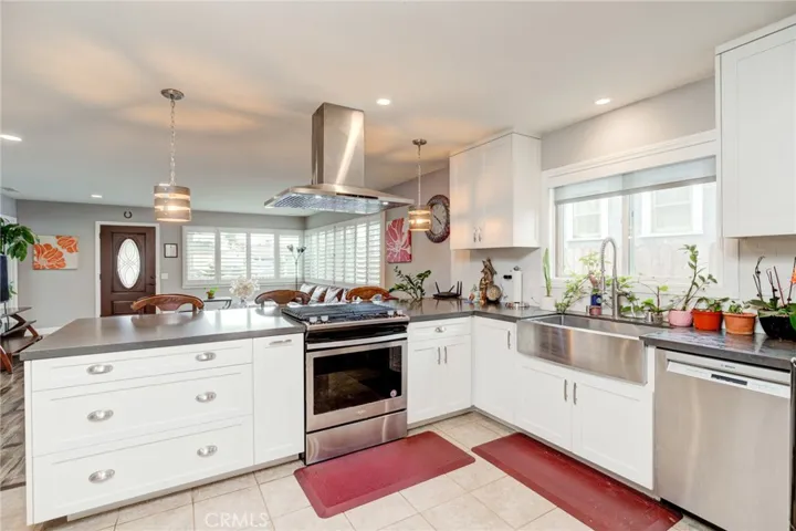 25207 Woodward Avenue, Lomita, California 90717