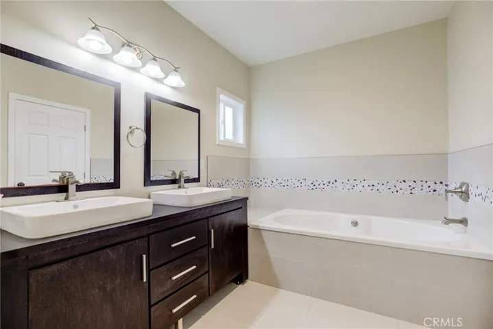 25207 Woodward Avenue, Lomita, California 90717