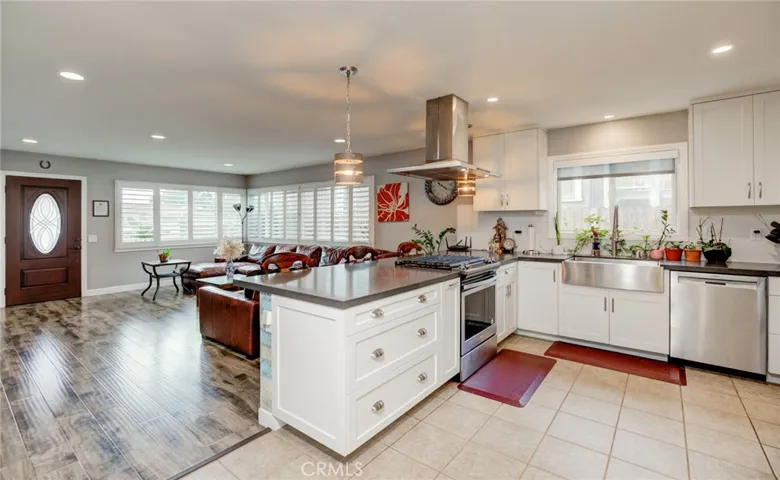 25207 Woodward Avenue, Lomita, California 90717