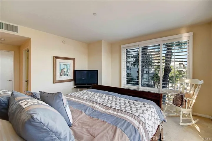 1st Master bedroom