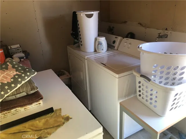 Laundry in Workshop