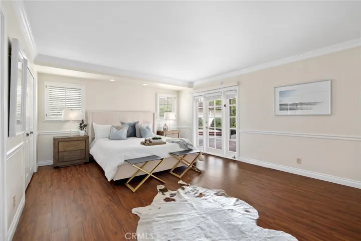 1112 Cambridge Lane, Newport Beach, California 92660