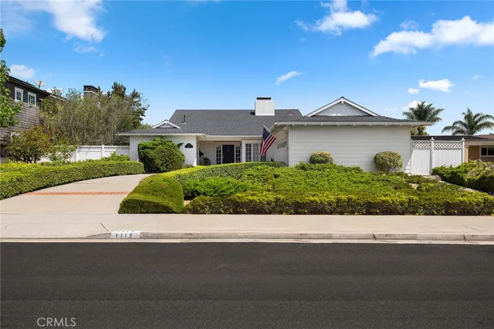 1112 Cambridge Lane, Newport Beach, California 92660
