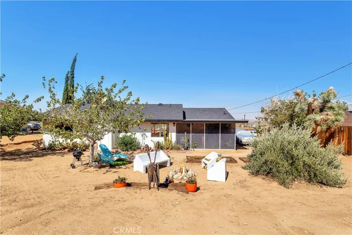 61593 Granada Drive, Joshua Tree, California 92252