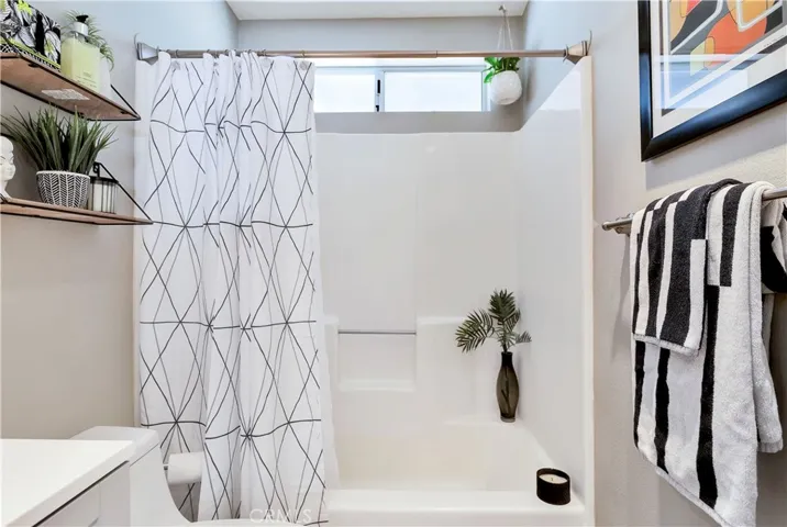 61593 Granada Drive, Joshua Tree, California 92252