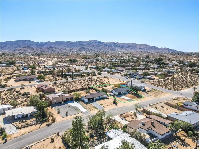 61593 Granada Drive, Joshua Tree, California 92252