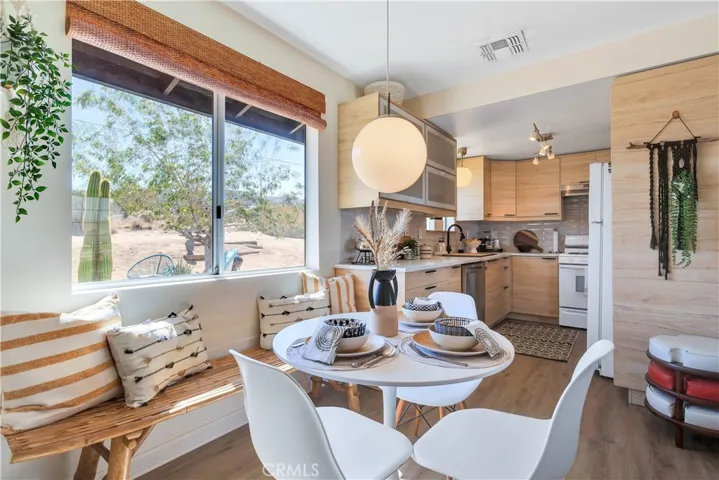 61593 Granada Drive, Joshua Tree, California 92252