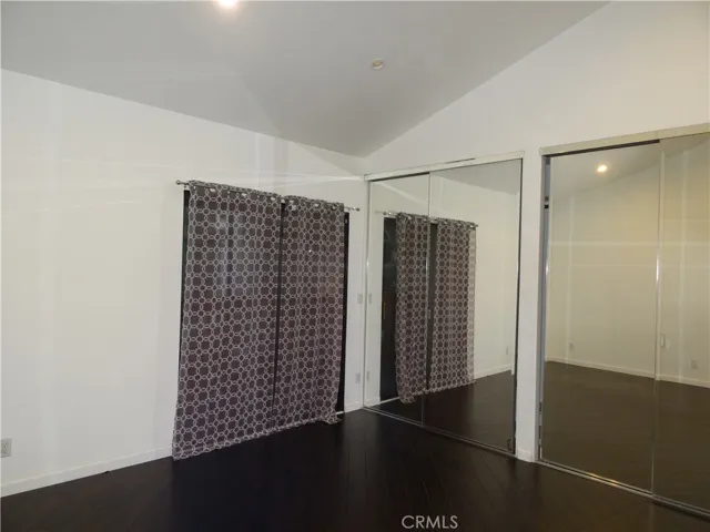 5720 Owensmouth Avenue 152, Woodland Hills, California 91367