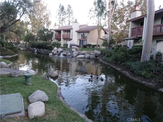 5720 Owensmouth Avenue 152, Woodland Hills, California 91367