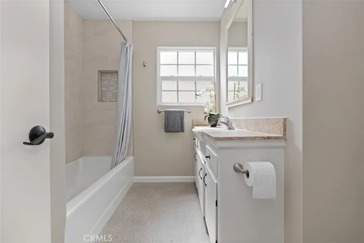 19019 Dunbrooke Avenue, Carson, California 90746
