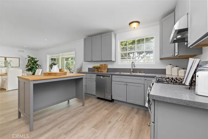 19019 Dunbrooke Avenue, Carson, California 90746