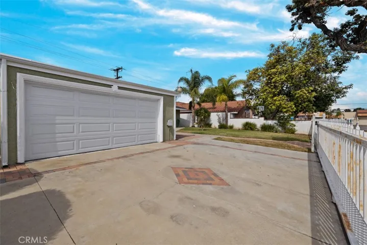 19019 Dunbrooke Avenue, Carson, California 90746