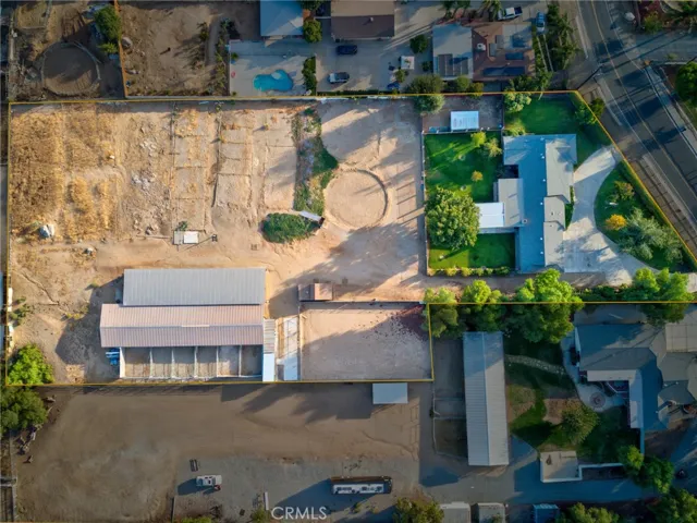 Aerial with Approx. lot size markers