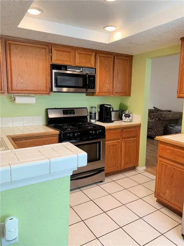 2252 N Ashford Avenue, Rialto, California 92377