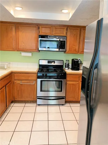 2252 N Ashford Avenue, Rialto, California 92377
