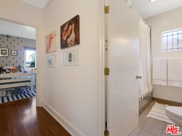 328 W Spruce Avenue, Inglewood, California 90301