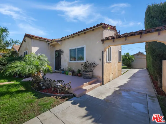 328 W Spruce Avenue, Inglewood, California 90301