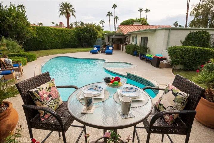 561 N Cantera Circle, Palm Springs, California 92262