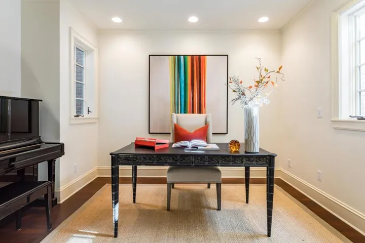 , Palo Alto, California 94301