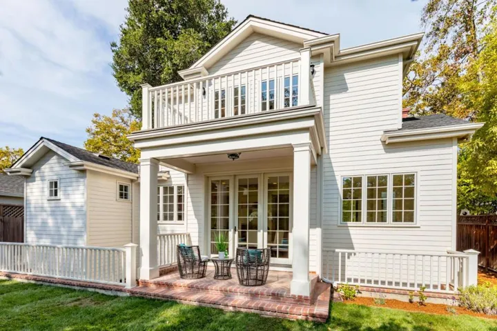 , Palo Alto, California 94301