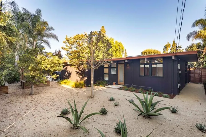 , Palo Alto, California 94306