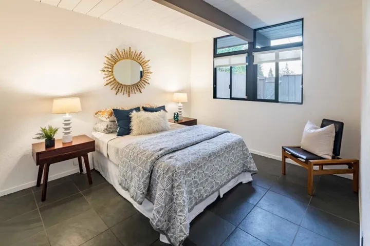 , Palo Alto, California 94306