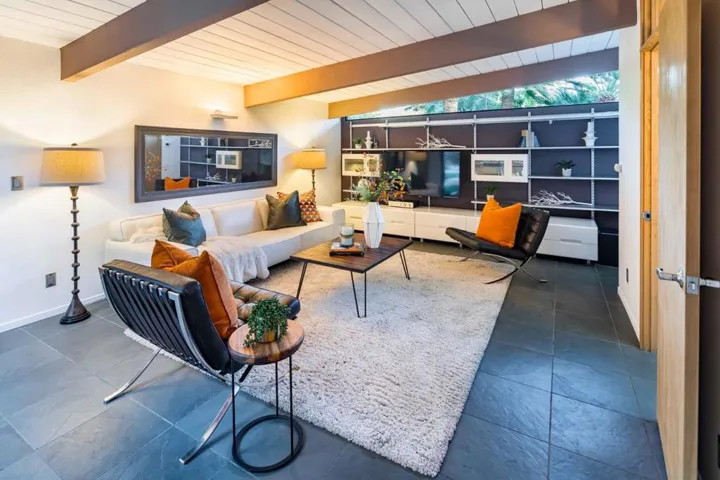 , Palo Alto, California 94306