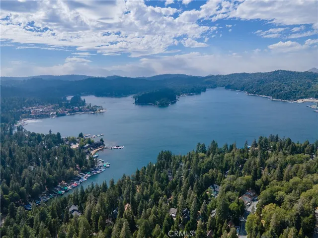 167 Mill Pond Road, Lake Arrowhead, California 92352