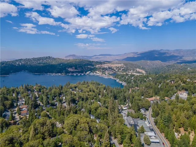 167 Mill Pond Road, Lake Arrowhead, California 92352