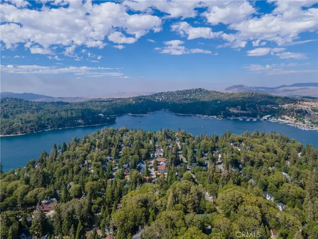 167 Mill Pond Road, Lake Arrowhead, California 92352