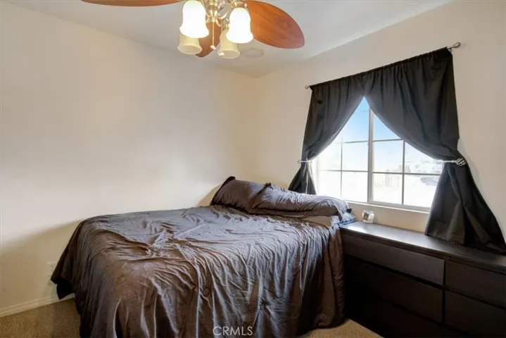548 E King Street, Rialto, California 92376