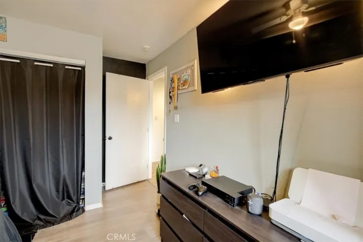 548 E King Street, Rialto, California 92376