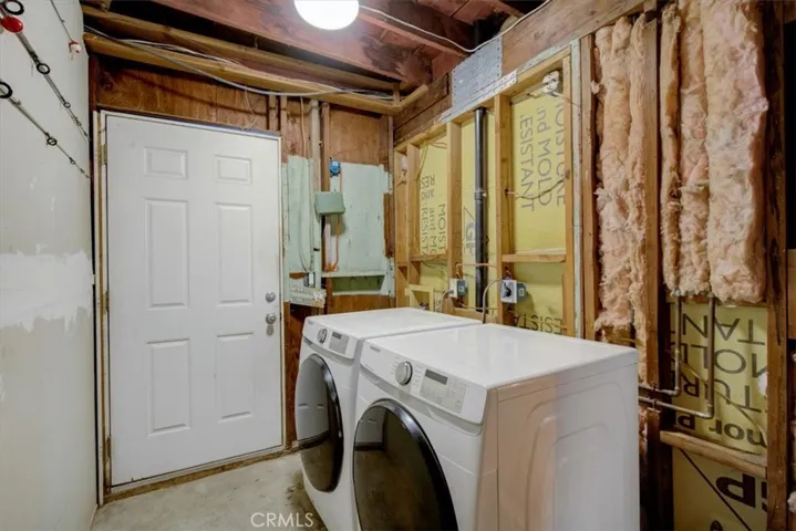 548 E King Street, Rialto, California 92376