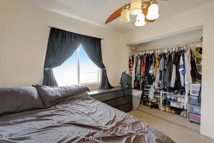 548 E King Street, Rialto, California 92376