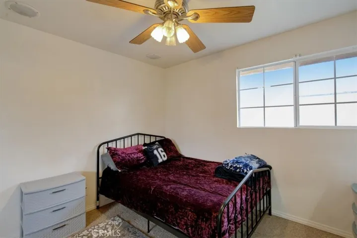 548 E King Street, Rialto, California 92376