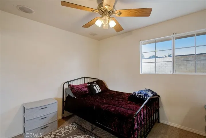 548 E King Street, Rialto, California 92376